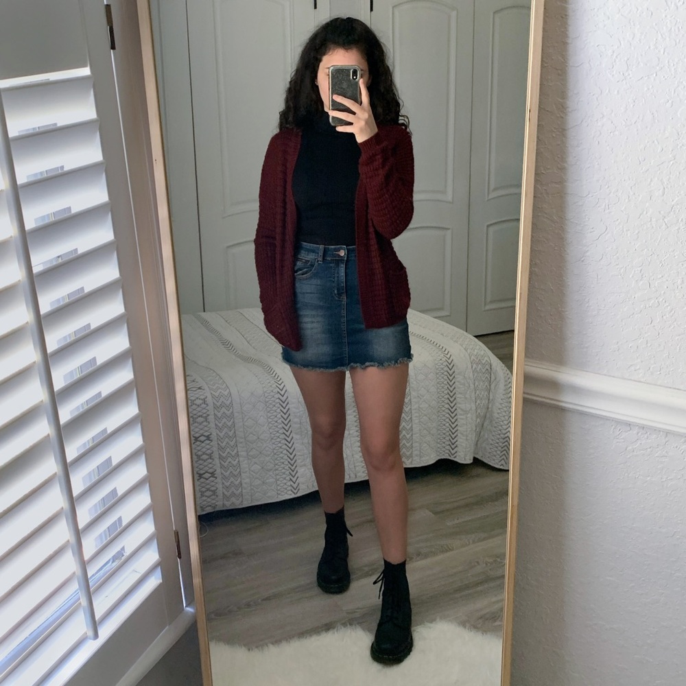 Burgundy Sweater Cardigan Small